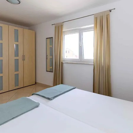Apartman In 26704